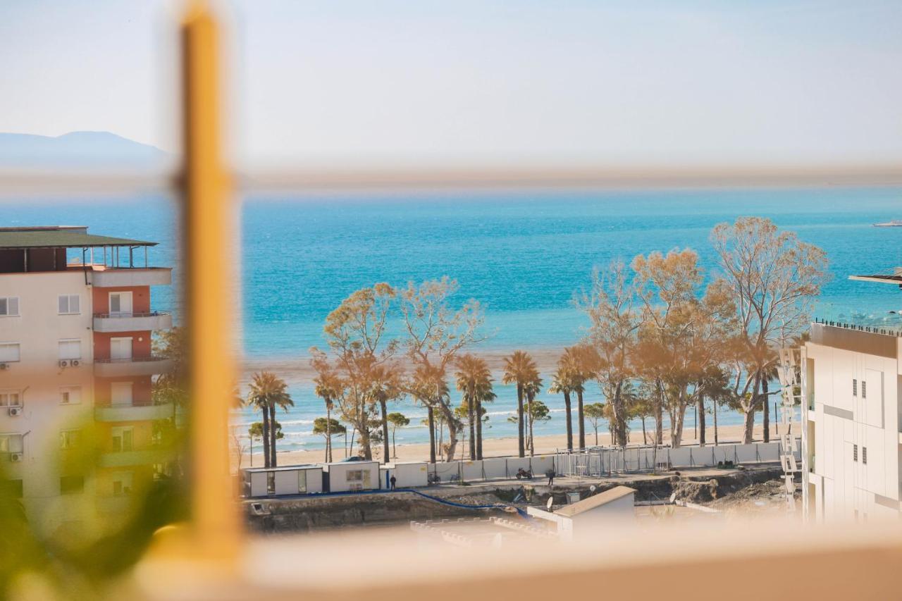 Large Apartment Near The Seaside Boulevard Lungomare Vlorë Eksteriør billede